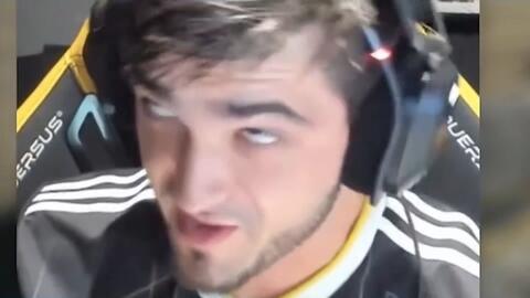 同时肩负一 同时肩负一