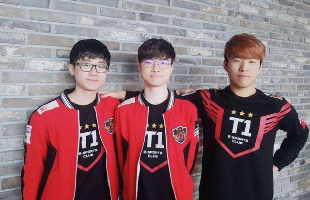 在半决赛对 在半决赛对