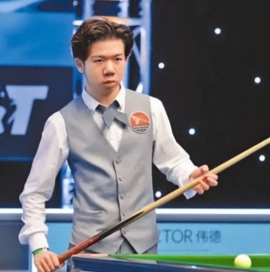 在采访中表 在采访中表